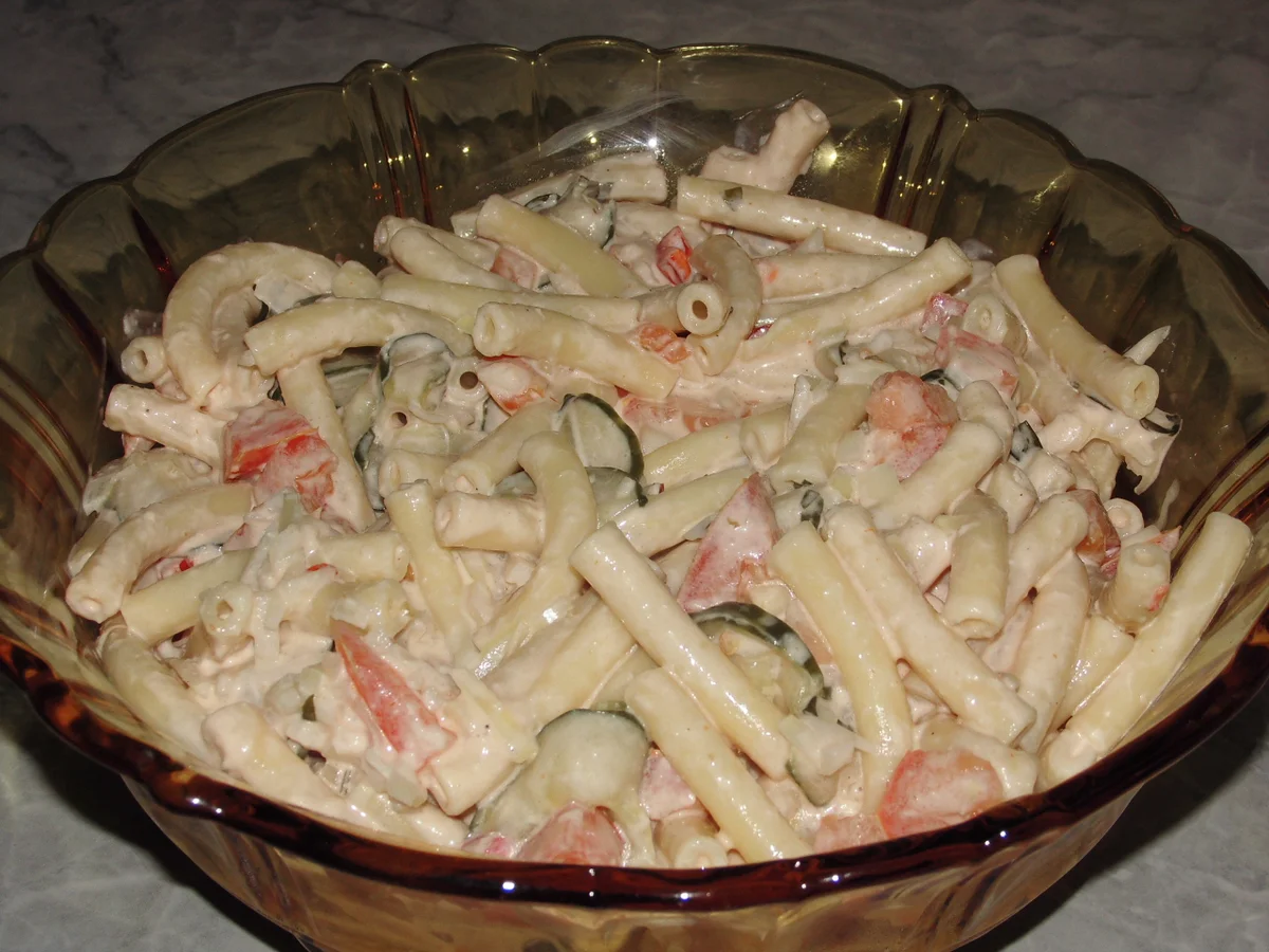 Nudelsalat  erfrischend-leicht und schnell zu zubereiten - Rezept - Bild Nr. 2