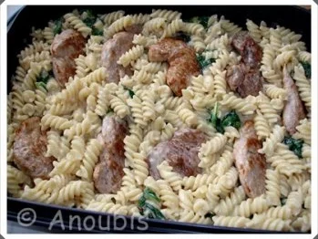 Hauptgericht deftig - Nudelauflauf mit Schweinefilet und Spinat - Rezept - Bild Nr. 2