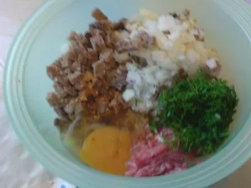 Rezept: Frikadellen einmal anders und mit Schmorgurken Bild Nr. 4 Frikadellen einmal anders und mit Schmorgurken - Rezept - Bild Nr. 4