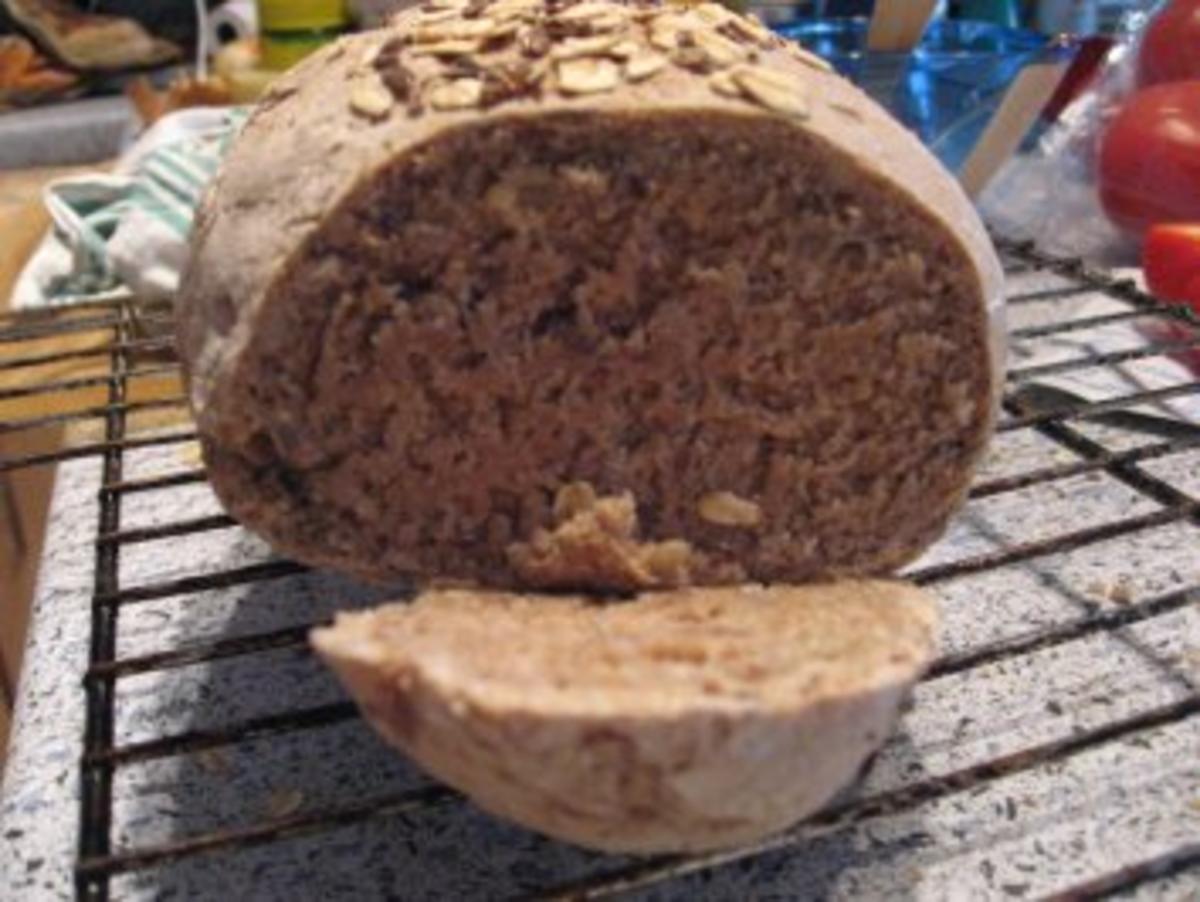 Brot- Vollkorn mit Haferflocken - Rezept - Bild Nr. 2