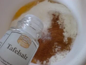 Rezept: Zucchinikuchen Bild Nr. 9 Zucchinikuchen - Rezept - Bild Nr. 9