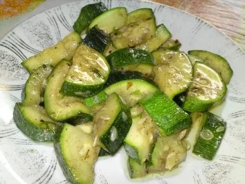 Zucchinigemüse - isst meine Tochter sehr gerne - Rezept - Bild Nr. 10