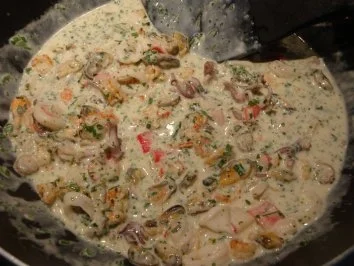 Kleine Schmetterlinge in Grüner Sosse mit Frutti di Mare - Rezept - Bild Nr. 7