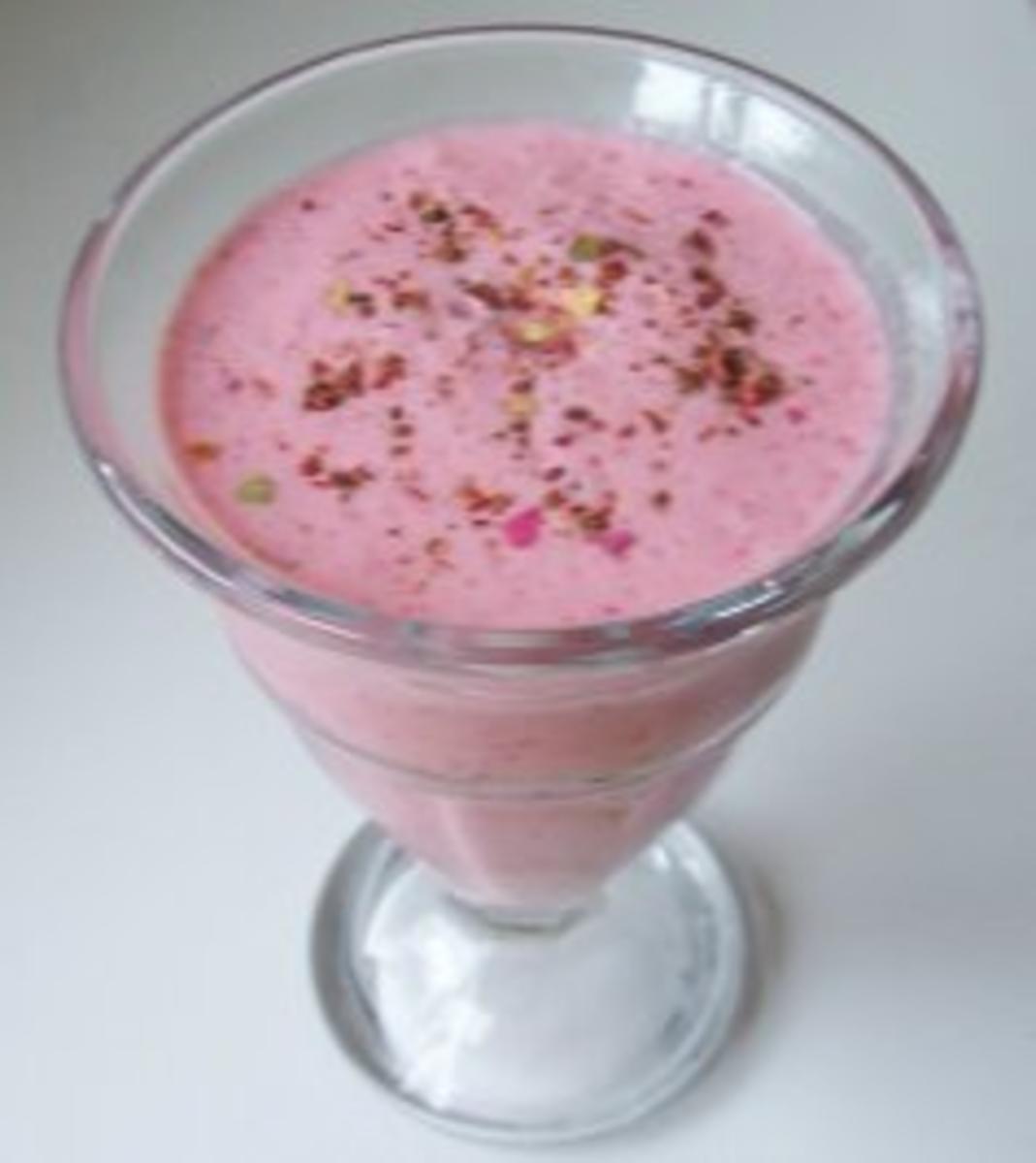 Dessert: Himbeer-Dickmilch - Rezept mit Bild - kochbar.de