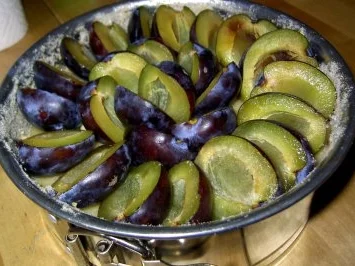 Pflaumen-Marzipan-Streuselkuchen - Rezept - Bild Nr. 7