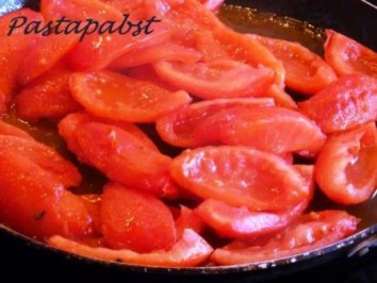 Kalbsschnitzel mit geschmolzenen Tomaten und Polentamuffins - Rezept - Bild Nr. 6