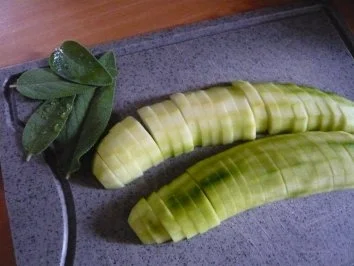 Pangasiusfilet in Sesamkruste mit Schmorgurken - Rezept - Bild Nr. 2