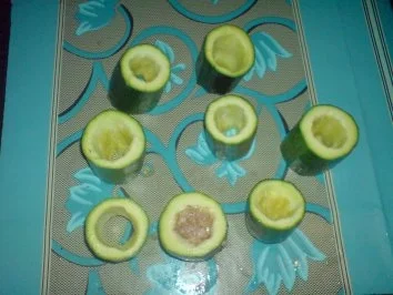 Gefüllte Zucchiniröllchen - Rezept