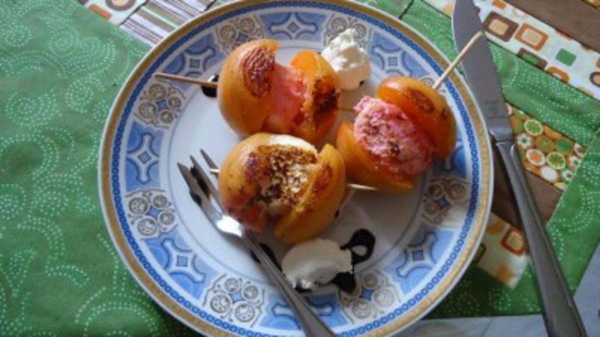 Gegrillte Aprikose,  etwas für Kinder - Rezept
