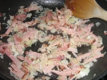 Rezept: Schwarzwälder Pfifferling-Toast Bild Nr. 4 Schwarzwälder Pfifferling-Toast - Rezept - Bild Nr. 4