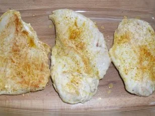 Rezept: Putenschnitzel mit Walnusskruste Bild Nr. 2 Putenschnitzel mit Walnusskruste - Rezept - Bild Nr. 2