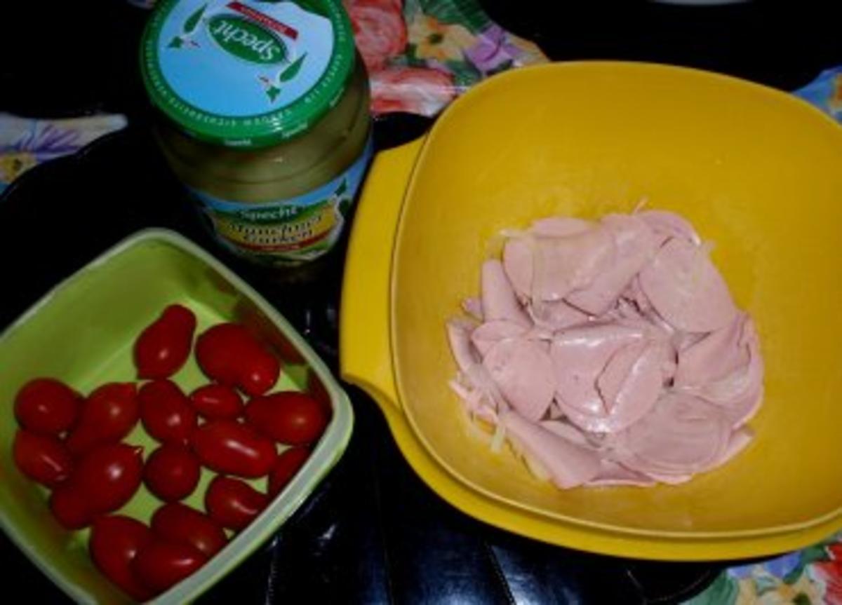 Aufgepeppter Wurstsalat - Rezept - Bild Nr. 2