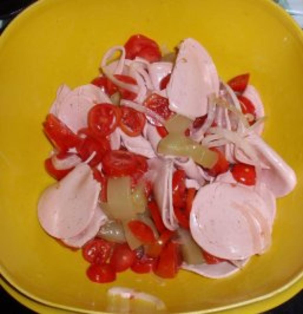 Aufgepeppter Wurstsalat - Rezept - Bild Nr. 3