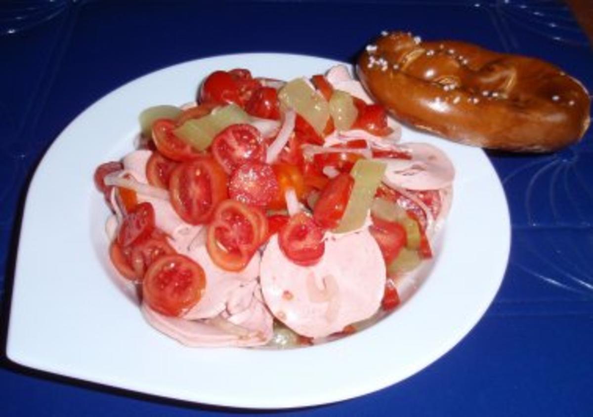 Aufgepeppter Wurstsalat - Rezept - Bild Nr. 4