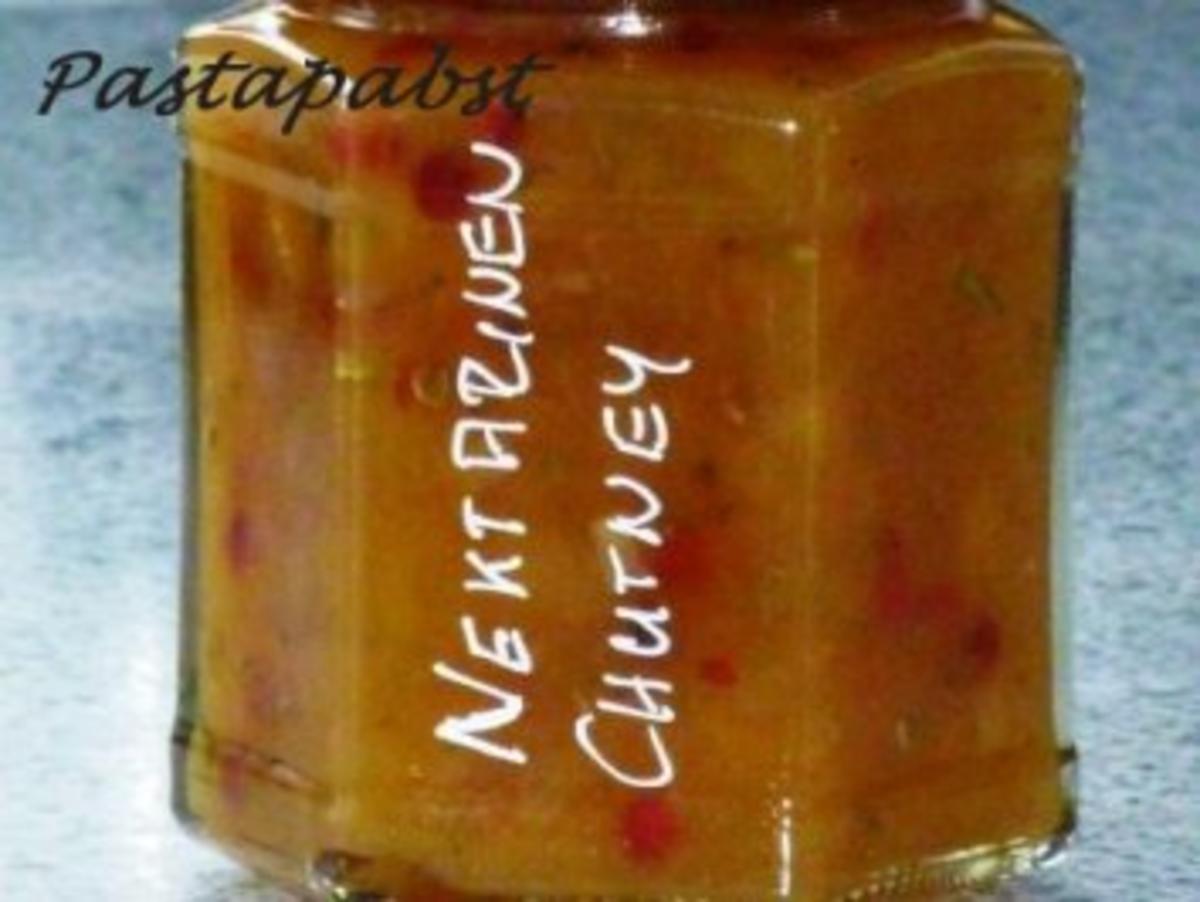 Bilder für Nektarinenchutney mit Nektarinen vorbereitet gewogen, 3 Stück und Zwiebeln - Rezept