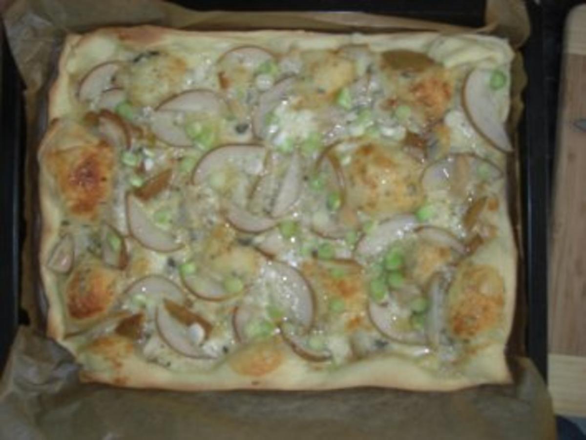 Gorgonzola - Birnen - Pizza - Rezept