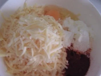 Rezept: Paprika-Käse-Stangen Bild Nr. 2 Paprika-Käse-Stangen - Rezept - Bild Nr. 2