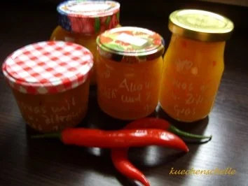 Rezept: Konfitüre & Co: Ananas mit Chili und Zitronengras Konfitüre & Co: Ananas mit Chili und Zitronengras - Rezept