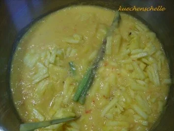 Rezept: Konfitüre & Co: Ananas mit Chili und Zitronengras Bild Nr. 2 Konfitüre & Co: Ananas mit Chili und Zitronengras - Rezept - Bild Nr. 2