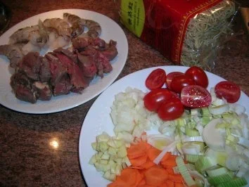 (Mee Goreng) gebratene chin. Eiernudeln mit Rinderfilet und Black Tiger Prawns - Rezept - Bild Nr. 3