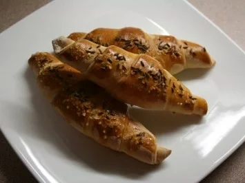 Rezept: Salzstangerl Salzstangerl - Rezept