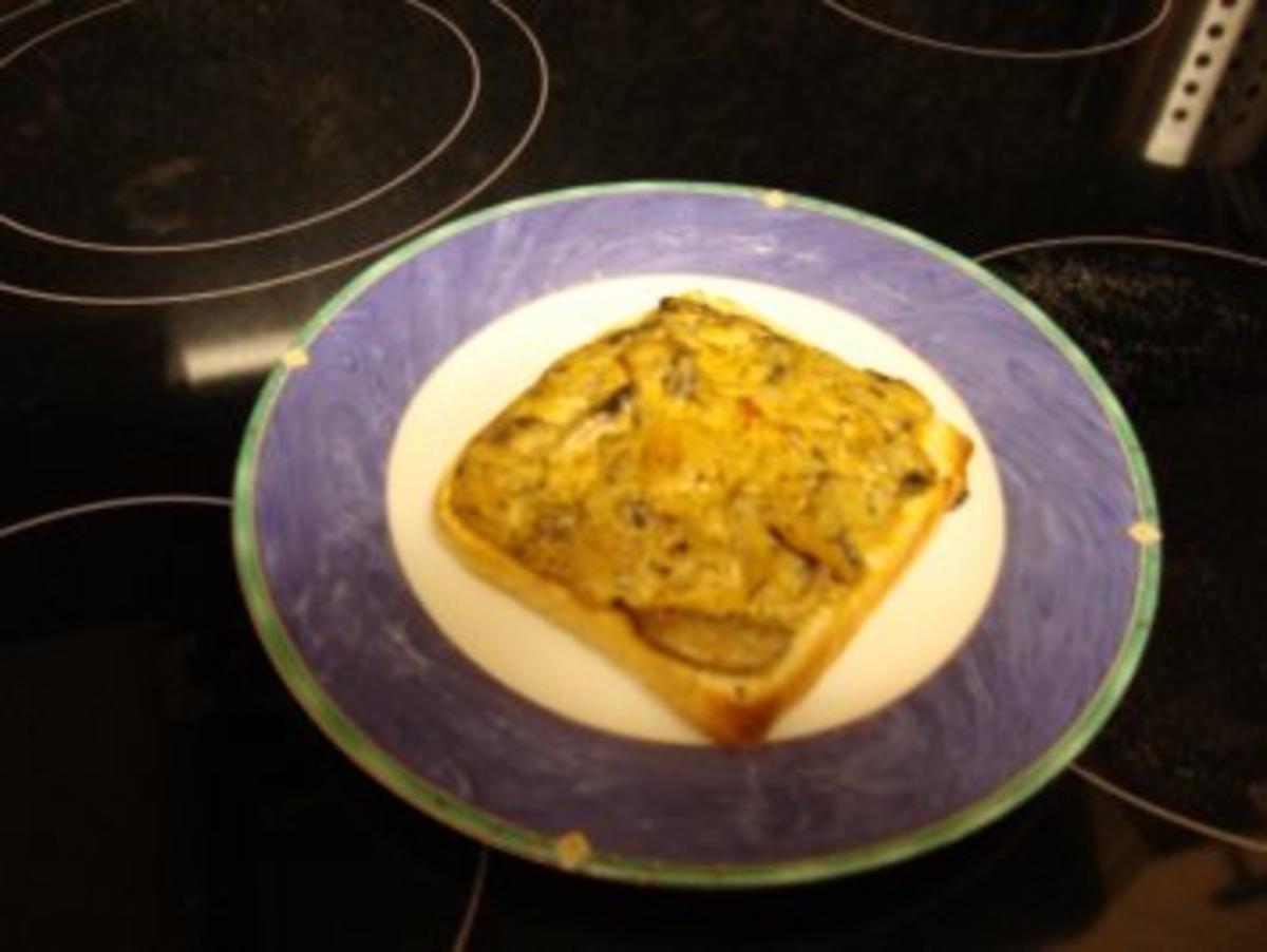 Pikantes Champignonragout auf Toast - Rezept - Bild Nr. 2
