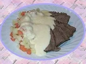 Tafelspitz mit Brühgemüse und Meerrettichsauce - Rezept