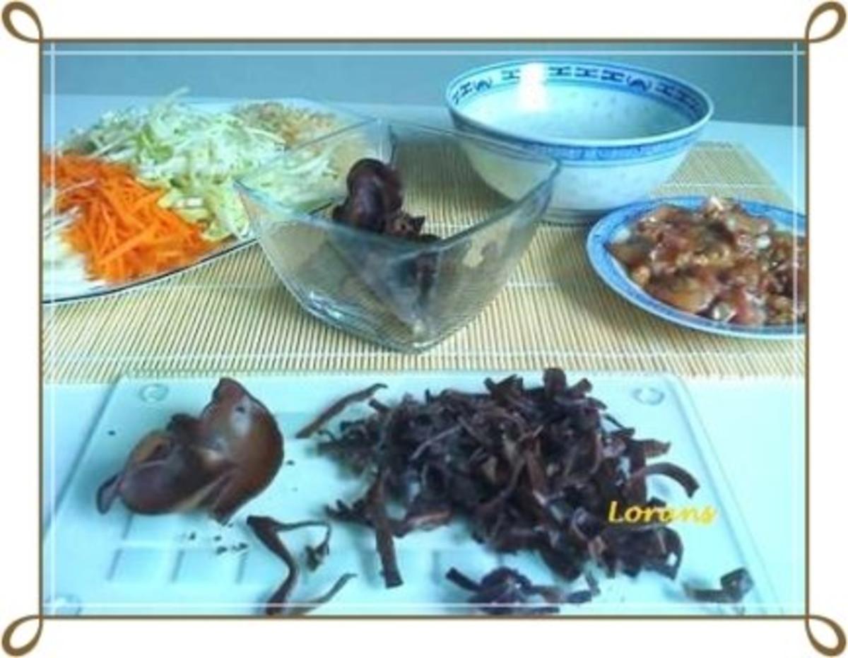 Asiatisch - Frühlingsrollen mit Hähnchenfleisch und Glasnudeln - Rezept - Bild Nr. 8