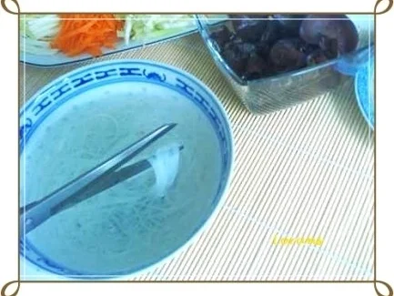 Asiatisch - Frühlingsrollen mit Hähnchenfleisch und Glasnudeln - Rezept - Bild Nr. 13