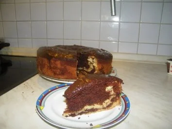 Rezept: Saftigster Marmorkuchen aus Bayern Bild Nr. 6 Saftigster Marmorkuchen aus Bayern - Rezept - Bild Nr. 6