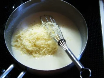 Rezept: Chicoree mit einer Käsesoße überbacken Bild Nr. 6 Chicoree mit einer Käsesoße überbacken - Rezept - Bild Nr. 6