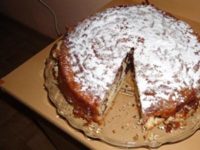 Rezept: Marmorierter Mascarpone-Kuchen Marmorierter Mascarpone-Kuchen - Rezept