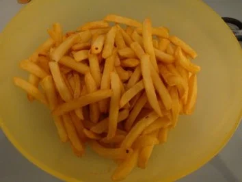 Currywurst mit Pommes - Rezept - Bild Nr. 9