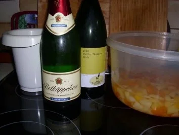 Rezept: Bowle...Einfach nur ne Früchte-Bowle Bild Nr. 4 Bowle...Einfach nur ne Früchte-Bowle - Rezept - Bild Nr. 4