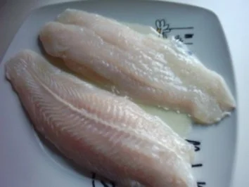 Rezept: Pangasiusfilet mit karamellisierten Zitronenschale, Kräutersoße und Kartoffelnüsse Bild Nr. 7 Pangasiusfilet mit karamellisierten Zitronenschale, Kräutersoße und Kartoffelnüsse - Rezept - Bild Nr. 7