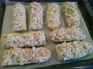 Rezept: "SNACK" Pizza-Baguette Bild Nr. 3 "SNACK" Pizza-Baguette - Rezept - Bild Nr. 3