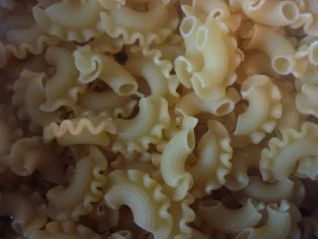 Färsengulasch mit Bärentatzen in Cidre-Calvadossauce an ital. Nudeln - Rezept - Bild Nr. 5