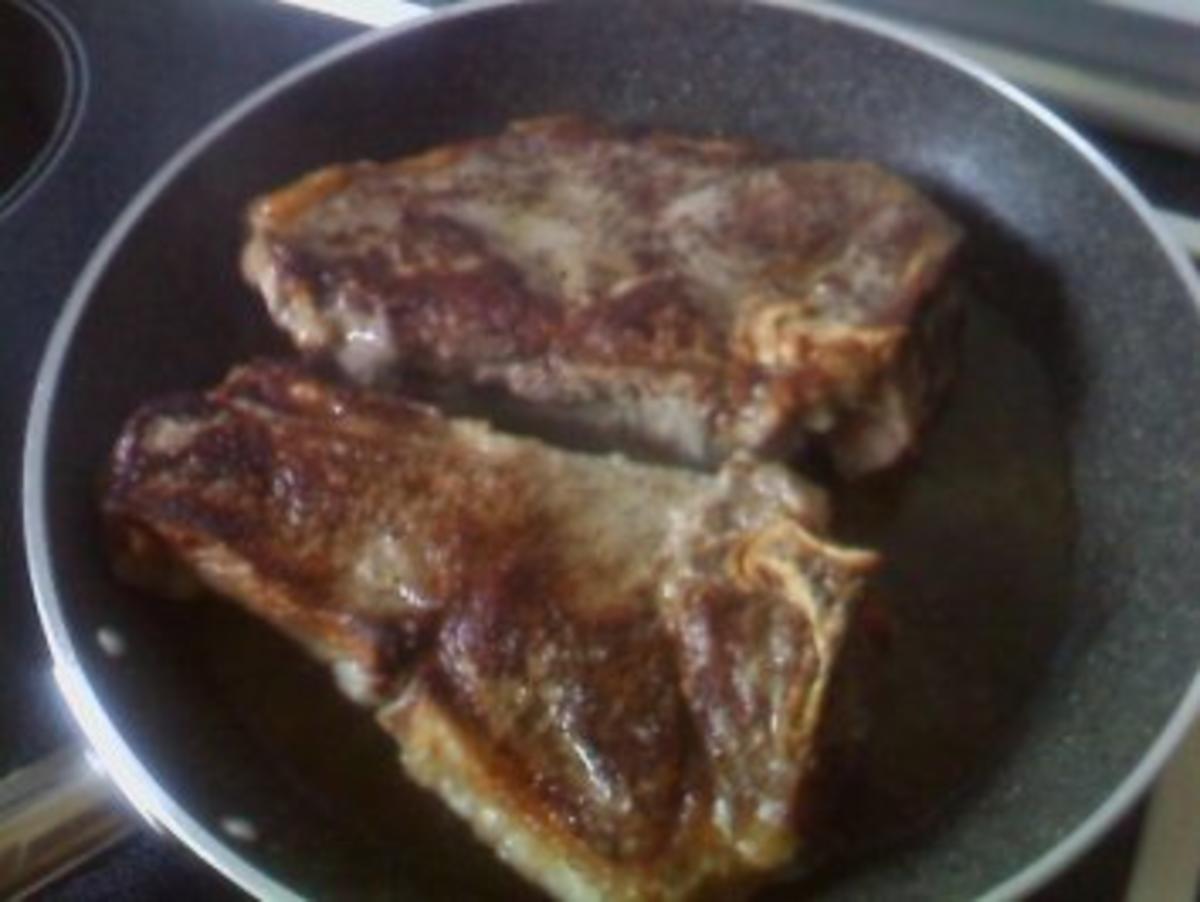 T-Bonesteak auf Tomaten-Zwiebelbett - Rezept - Bild Nr. 3