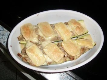 Rezept: Gefüllte Zucchini Bild Nr. 5 Gefüllte Zucchini - Rezept - Bild Nr. 5