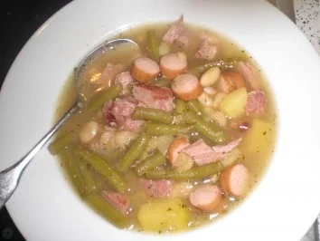 Rezept: Bohnentopf grün weiß Bohnentopf grün weiß - Rezept