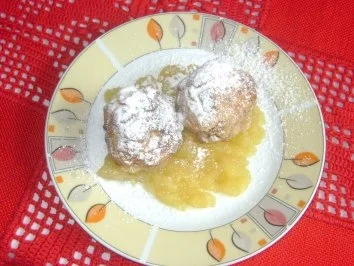 gebackene Apfelknödel mit Apfelmus - Rezept