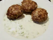 Kochen: Griechische Frikadellen mit Dip - Rezept