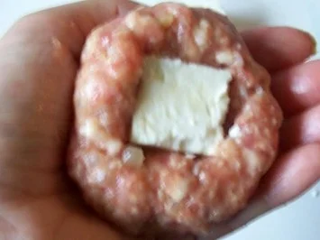 Kochen: Griechische Frikadellen mit Dip - Rezept - Bild Nr. 2