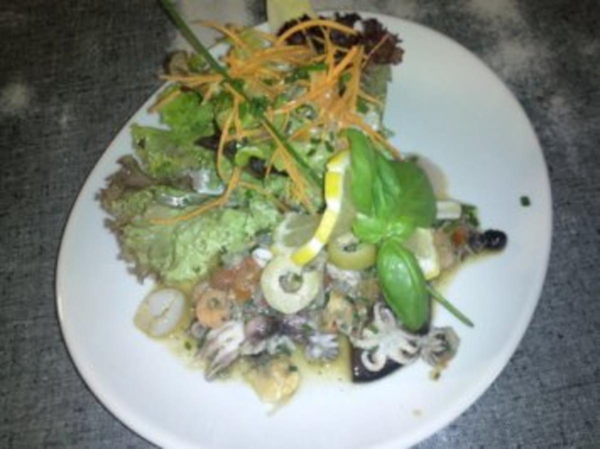 Yam Taheh - sauer, scharfer Thai - Salat mit Meeresfrüchten - Rezept