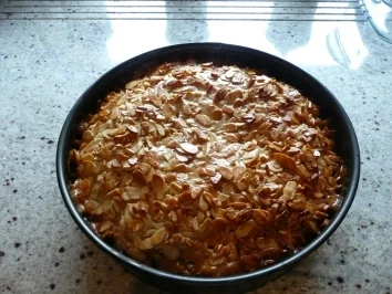 Bienenstich mit Mascarpone -Creme - Rezept