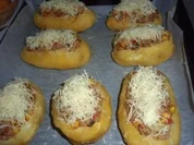 Deftiges: Gefüllte Hackfleisch-Kartoffeln mit Tomatensoße - Rezept