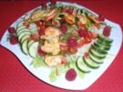 Gute-Laune-Sommersalat mit Garnelenspießchen - Rezept