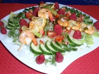 Gute-Laune-Sommersalat mit Garnelenspießchen - Rezept - Bild Nr. 9