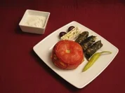 Gefüllte Weinbergblätter und gefüllte Tomaten - Rezept
