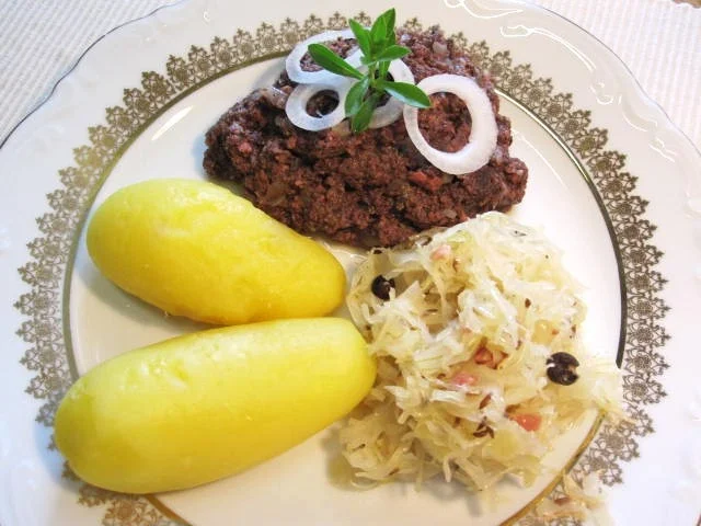 Rezept: Finsel mit Sauerkraut und Pellkartoffeln - Hausmannskost pur Bild Nr. 6724 Finsel mit Sauerkraut und Pellkartoffeln - Hausmannskost pur - Rezept - Bild Nr. 6724